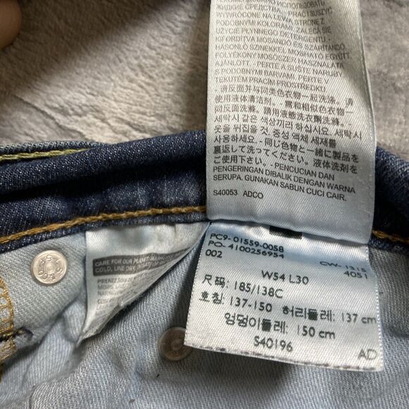 Levi's 559 Relaxed Fit Jeans Men's Size 54x30 Dark Blue Denim - Picture 8 of 10